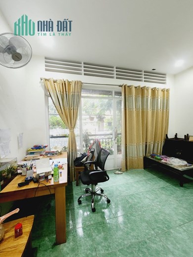 Bán Nhà Mặt Tiền Đường Nguyễn Trung Trực P.Nguyễn Văn Cừ Quy Nhơn , 80m2 , 2 Mê , Giá 7 Tỷ 800Tr