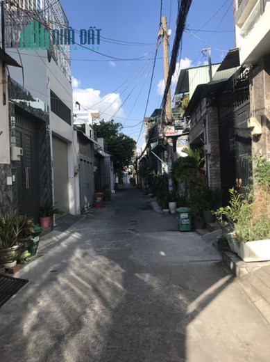 CHÍNH CHỦ BÁN NHÀ 4 TẦNG, HƠN  6 TỶ DT: 73M2, HXH,SÁT CHỢ, GÒ VẤP