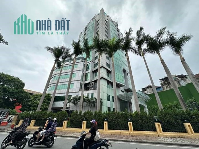Bán Nhà Phố Giang Văn Minh 78m2 x 4 tầng, 5 phòng ngủ đầy đủ công năng, sát Phố, đầu tư xây căn