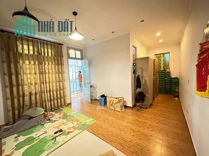 Bán Nhà Phố Giang Văn Minh 78m2 x 4 tầng, 5 phòng ngủ đầy đủ công năng, sát Phố, đầu tư xây căn
