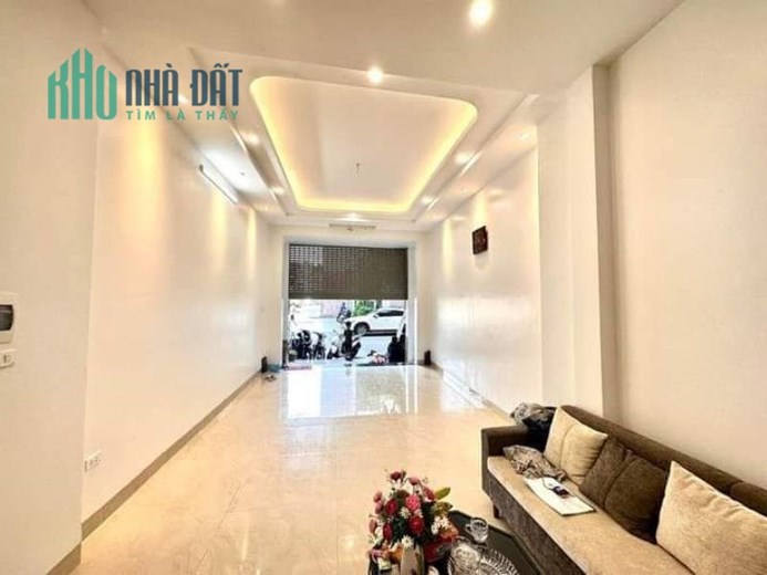 Bán nhà trung tâm Cầu Giấy - Vỉa hè - Ôtô tránh- Thang máy - Kinh doanh - Văn phòng - 78m2 - 5 tầng