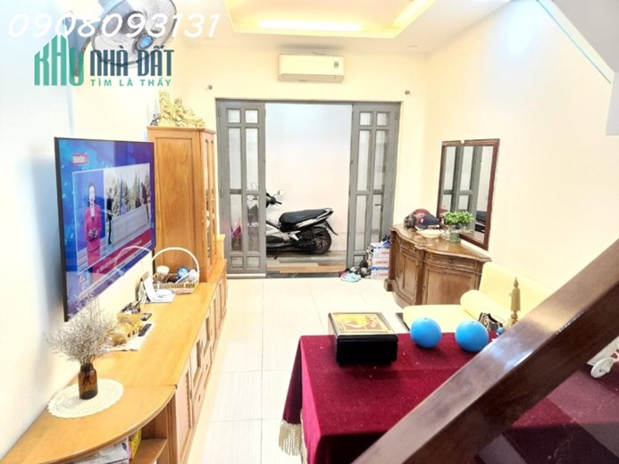 168873- Bán Nhà Trần Văn Đang P9 Q3 , 30m2 , 3 Tầng , 2 Pn , 2 Wc Giá chỉ 2 tỷ 8