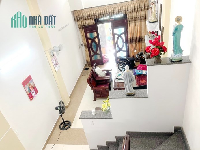 Nhà 6 tầng sát MT Phạm Hùng Phường 4 Quận 8. Giá 8,5 tỷ
