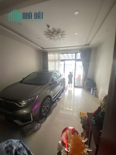 Bán nhà 5 tầng mặt phố gần chợ đêm Sơn Trà. Diện tích 100 m2. Giá 14.5 tỷ