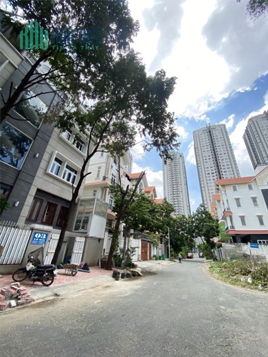 Giá Rẻ Cho Đầu Tư! Nhà Lê Quang Định,Phường 14 Quận Bình Thạnh.5M Dài 30M Giá 18 Tỷ