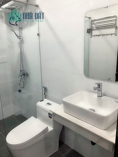 Bán nhà mặt đường Dân Lập, diện tích 96m 4 tầng mới tinh GIÁ 9.5 tỉ