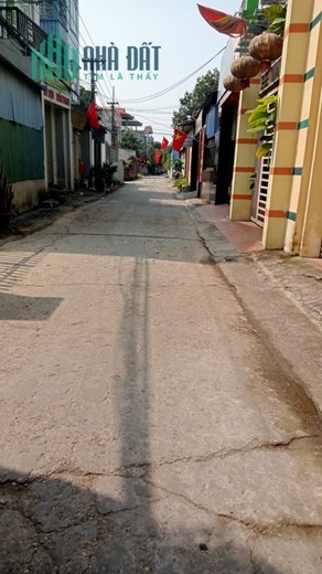 Bán nhà 3 tầng 70 m Xuân Nộn, Đông Anh - xe con tránh đỗ - đường Kinh doanh- Giá nhỉnh 3.8 tỷ