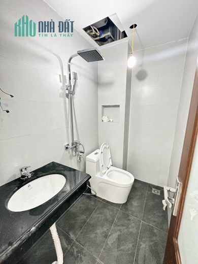 Nhà Phố Bưởi, 43/50m2, 6 Tầng, thang máy,  mặt tiền 5.4m, 8.7 Tỷ.
