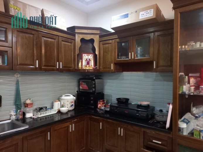 Bán nhà 4 tầng Hoàng Diệu 2 Linh Trung Thủ Đức  ngang lớn 8.3 x 12 -  sân ô tô