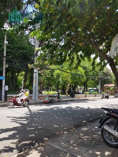 1 ĐỜI CHỦ, Bán Nhà HXH Phan Đăng Lưu, PN, 84m2, 7.8 tỷ TL 0964364745