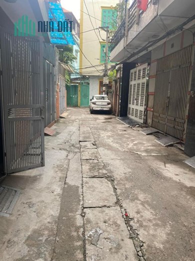 Bán nhà 5 tầng ngõ 4 Đặng Văn Ngữ Ô TÔ, S70 m, mặt tiền 6 m, giá 9,3 tỷ