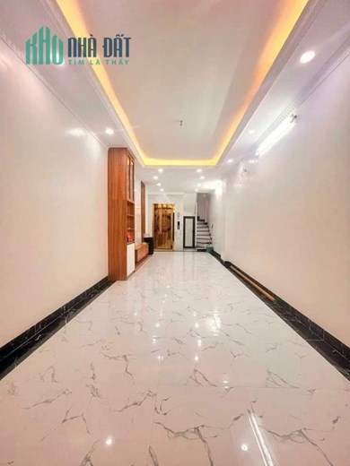 Phân lô Đền Lừ, Hoàng Mai 5 tầng thang máy, gara oto, ngõ thông kinh doanh, hơn 8 tỷ