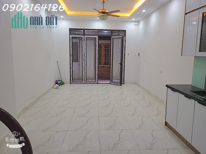 SIÊU HIẾM BÁN NHÀ CHÙA BỘC ĐỐNG ĐA 5 TẦNG 3 THOÁNG 10M RA Ô TÔ TRÁNH 40M MẶT TIỀN 4M 4.5TỶ