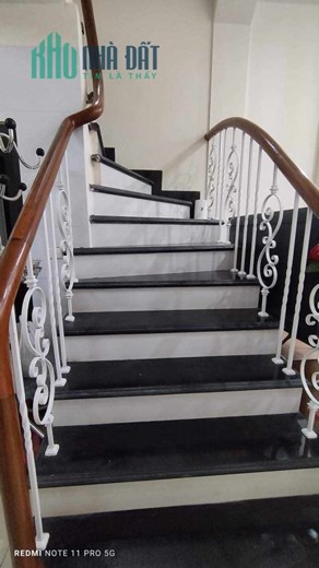 Bán Nhà Ngõ 20 Hồ Tùng Mậu 36m2 x 5 tầng, gần Phố, ngõ thông rộng, 6 phòng ngủ đầy đủ công năng,