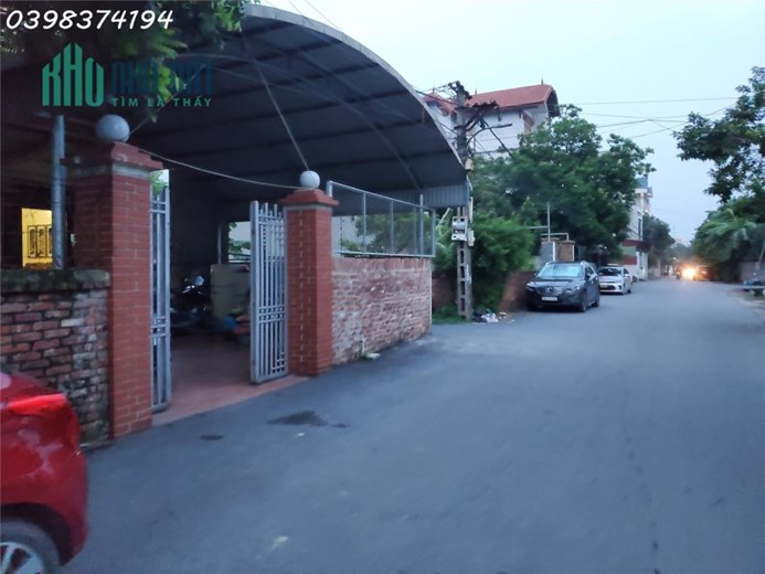 Đất Vân Nội mặt tiền to rộng đẹp, nhà cấp 4 kiên cố đường xe tải