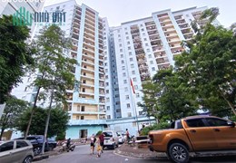 Bán gấp căn hộ D22 Bộ Tư lệnh Biên Phòng 65m2, 2N 1WC, full nội thất - Giá 2.4 tỷ