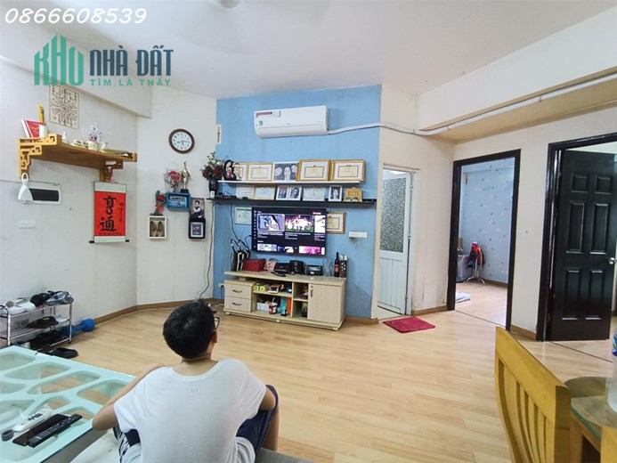 Bán gấp căn hộ D22 Bộ Tư lệnh Biên Phòng 65m2, 2N 1WC, full nội thất - Giá 2.4 tỷ