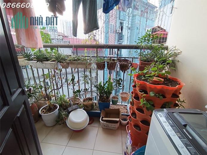 Bán gấp căn hộ D22 Bộ Tư lệnh Biên Phòng 65m2, 2N 1WC, full nội thất - Giá 2.4 tỷ