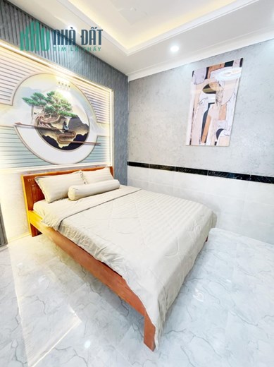 CHỈ 6.2 TỶ. 
HẺM XE HƠI - TẶNG TOÀN BỘ NỘI THẤT CAO CẤP - NHÀ ĐẸP VÀO Ở NGAY