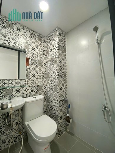 THU 900TR/năm, CHDV Dương Quảng Hàm, 90m2, 5T 20P, 10 tỷ 0964364745
