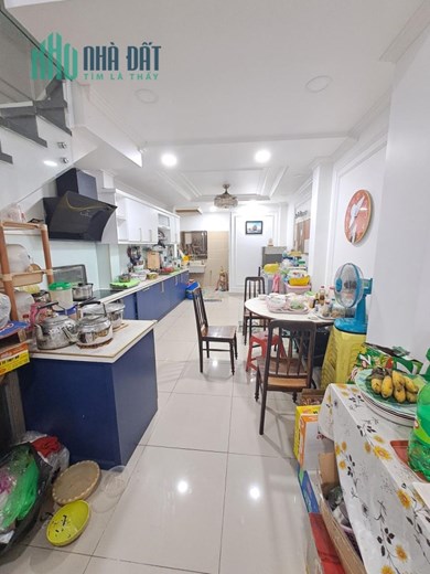 Bán nhà Thống Nhất Phường 16 quận G.Vấp, 4 tầng, Đường 3m, giá giảm còn 8 tỷ
