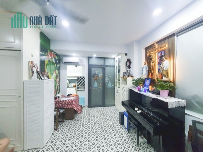 THU 500TR/năm, CHDV Dương Quảng Hàm, 67m2, 5T 12P,  6.8 tỷ 0964364745