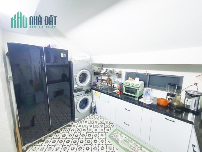 THU 500TR/năm, CHDV Dương Quảng Hàm, 67m2, 5T 12P,  6.8 tỷ 0964364745