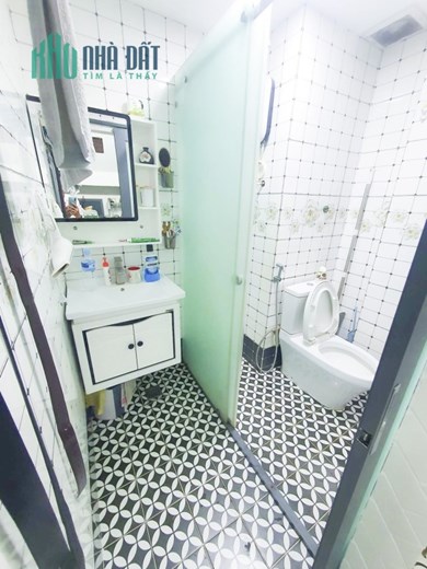 THU 500TR/năm, CHDV Dương Quảng Hàm, 67m2, 5T 12P,  6.8 tỷ 0964364745
