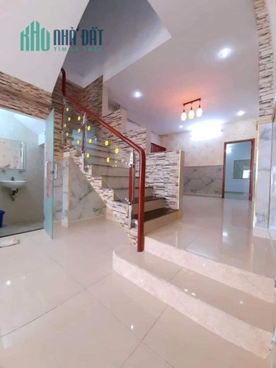 Bán nhà Thống Nhất Phường 16 QUẬN GV, 2 tầng, đường 2m, giá giảm còn 5.84 tỷ