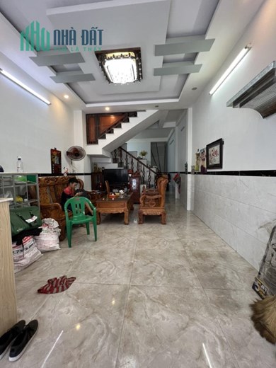 3,8 Tỷ AC KO NGHE NHẦM ĐÂU - 3 TẦNG - DT : 4X15 RE HƠN MUA ĐẤT.