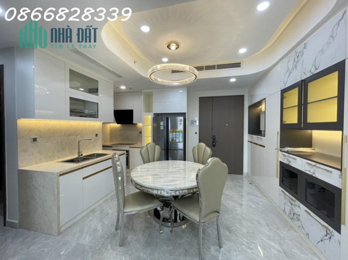 𝐓𝐇𝐄 𝐏𝐄𝐀𝐊 - 𝐌𝐈𝐃𝐓𝐎𝐖𝐍 
, Giá tốt nhất Block G và B ( do chủ thiện chí bán gấp để xoay
