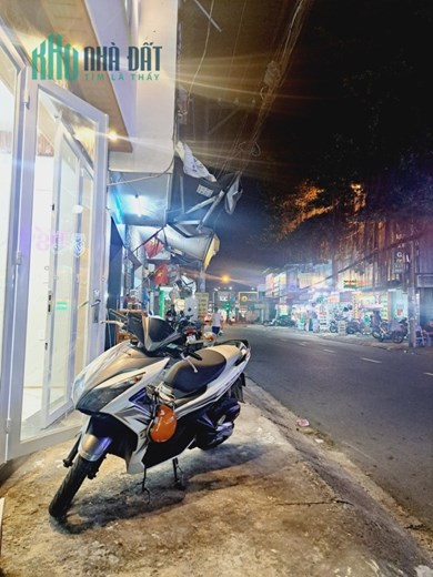 THOẠI NGỌC HẦU, TÂN PHÚ - 4 TẦNG BTCT, GÓC 2 MẶT TIỀN THOÁNG - KINH DOANH ĐỈNH - SHR -  SỐC 3,05 TỶ