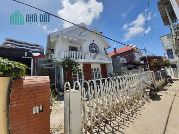 Bán villa hẻm Phạm Hồng Thái Đà Lạt giảm 2 tỷ