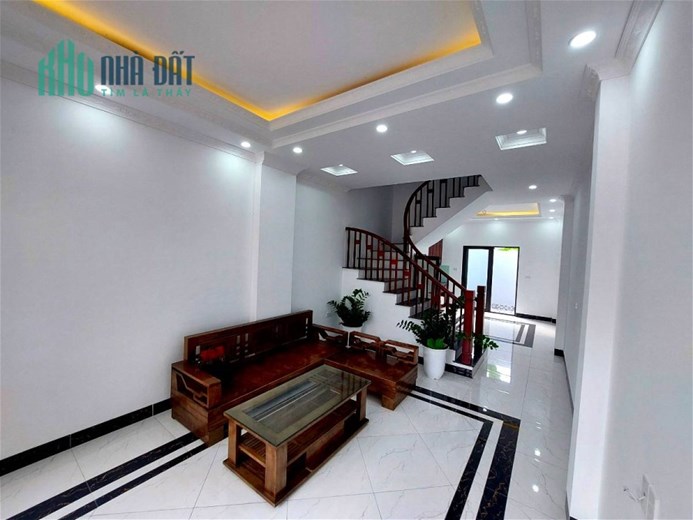 Nguyễn Văn Linh 60m2,  4 Tầng, MT 4m, Gía 4.2 tỷ.
NHÀ 2 MẶT THOÁNG VĨNH VIỄN - DIỆN TÍCH RỘNG -
