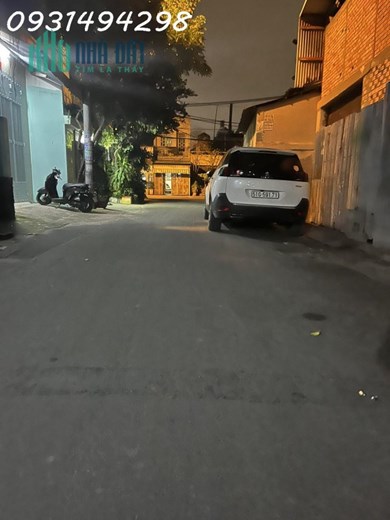 Bán nhà đường Hương Lộ 2 quận Bình Tân dt 4x20 trệt 1 lầu hẻm 8m thông ngay bệnh viện Bình Tân.