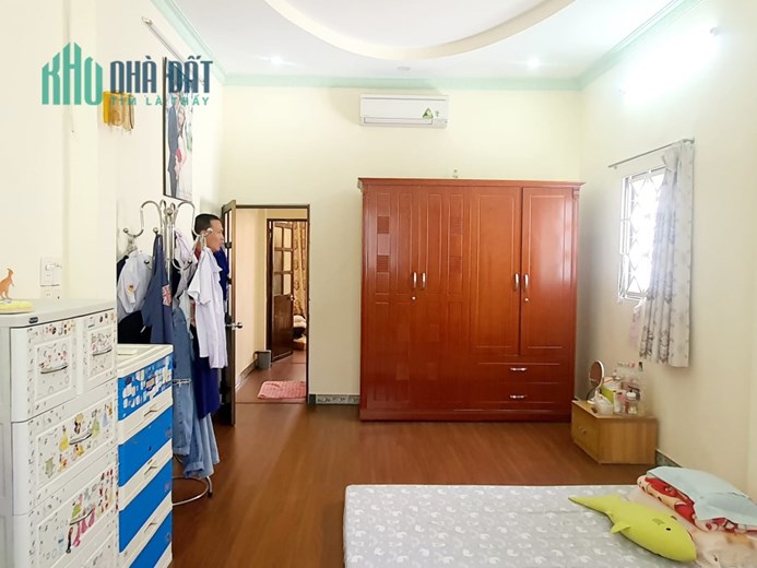 Bán gấp nhà ở ngay 3.5x12.5m Ông ích Khiêm Quận 11 giá 4.55 tỷ