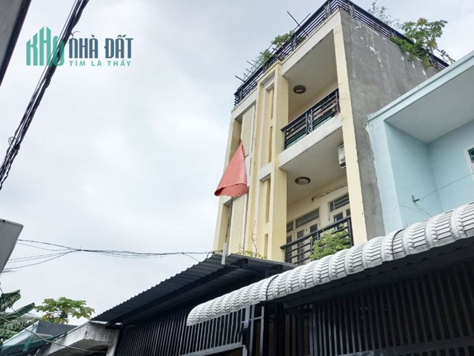 NHÀ 1/ NGAY CVPM QUANG TRUNG QUẬN 12 - 65M2, 3 TẦNG, 3 PN, GIÁP GÒ VẤP CHỈ NHỈNH 4 TỶ.