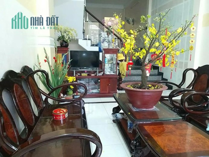 NHÀ 1/ NGAY CVPM QUANG TRUNG QUẬN 12 - 65M2, 3 TẦNG, 3 PN, GIÁP GÒ VẤP CHỈ NHỈNH 4 TỶ.