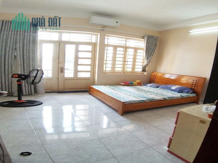 NHÀ 1/ NGAY CVPM QUANG TRUNG QUẬN 12 - 65M2, 3 TẦNG, 3 PN, GIÁP GÒ VẤP CHỈ NHỈNH 4 TỶ.