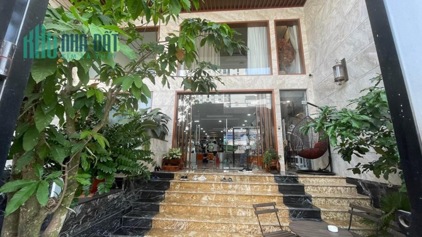 BÁN NHANH NHÀ CŨ 174M2 XÂY CHDV, KẾ BÊN TRƯỜNG ĐH MARKETING, CHỈ 16 TỶ NHỈNH