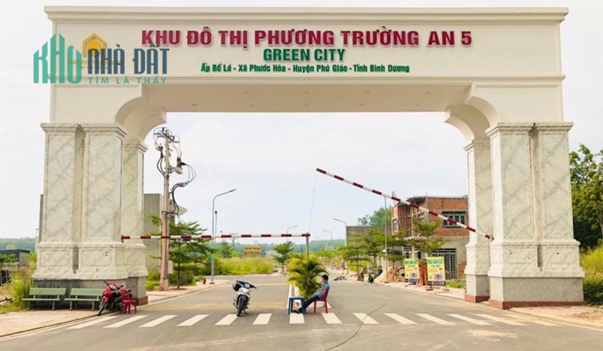 chịu lỗ 200tr cần bán gấp giá 730tr đất full thổ