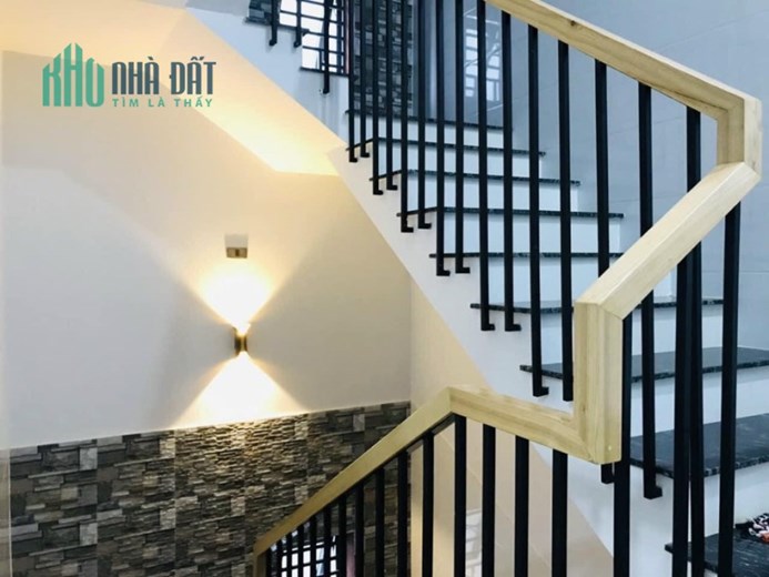 Siêu phẩm! Bán Tòa căn hộ 5 tầng, kề góc mặt tiền Nguyễn Hữu Thọ, 12 phòng full, dòng tiền 70 tr/t