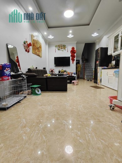 BÁN NHÀ LÊ QUANG ĐẠO, PHÚ ĐÔ 41m2 4 tầng cạnh ô tô chỉ với 4 tỷ