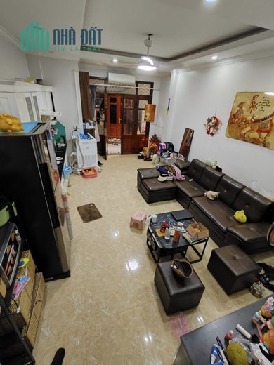 BÁN NHÀ LÊ QUANG ĐẠO, PHÚ ĐÔ 41m2 4 tầng cạnh ô tô chỉ với 4 tỷ
