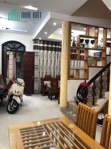Bán nhà ngõ 179 Vĩnh Hưng, Hoàng Mai ngõ thẳng tắp, ô tô lùi cửa 47 m2, 4 tỷ 600