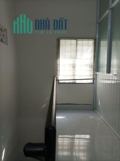 Bán nhà 2 tầng 82m2 hẻm ba gác đường tôn Đản Q4 chỉ hơn 3 tỷ xíu
