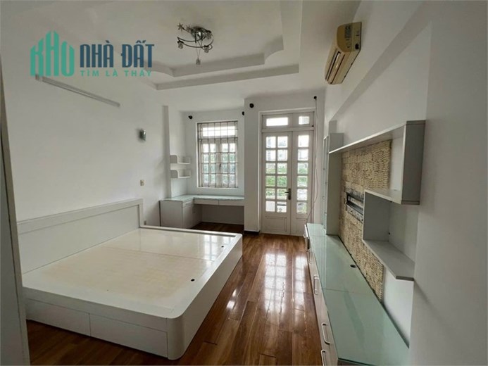 Nhà Nguyên căn Hẻm 588 Huỳnh Tấn Phát, P.Tân Phú, Quận 7