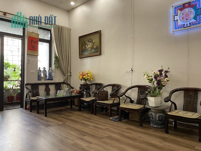 Bán gấp nhà Hạ Hồi, Hoàn Kiếm 40 m, 4 tầng, MT 5 m, chỉ 7 tỷ