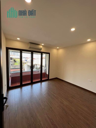 Tập Thể Thanh Nhàn,120m2, T4+T5, 2.9Tỷ, Lô Góc, 4N2WC, Đẹp 0977097287