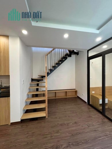 Tập Thể Thanh Nhàn,120m2, T4+T5, 2.9Tỷ, Lô Góc, 4N2WC, Đẹp 0977097287
